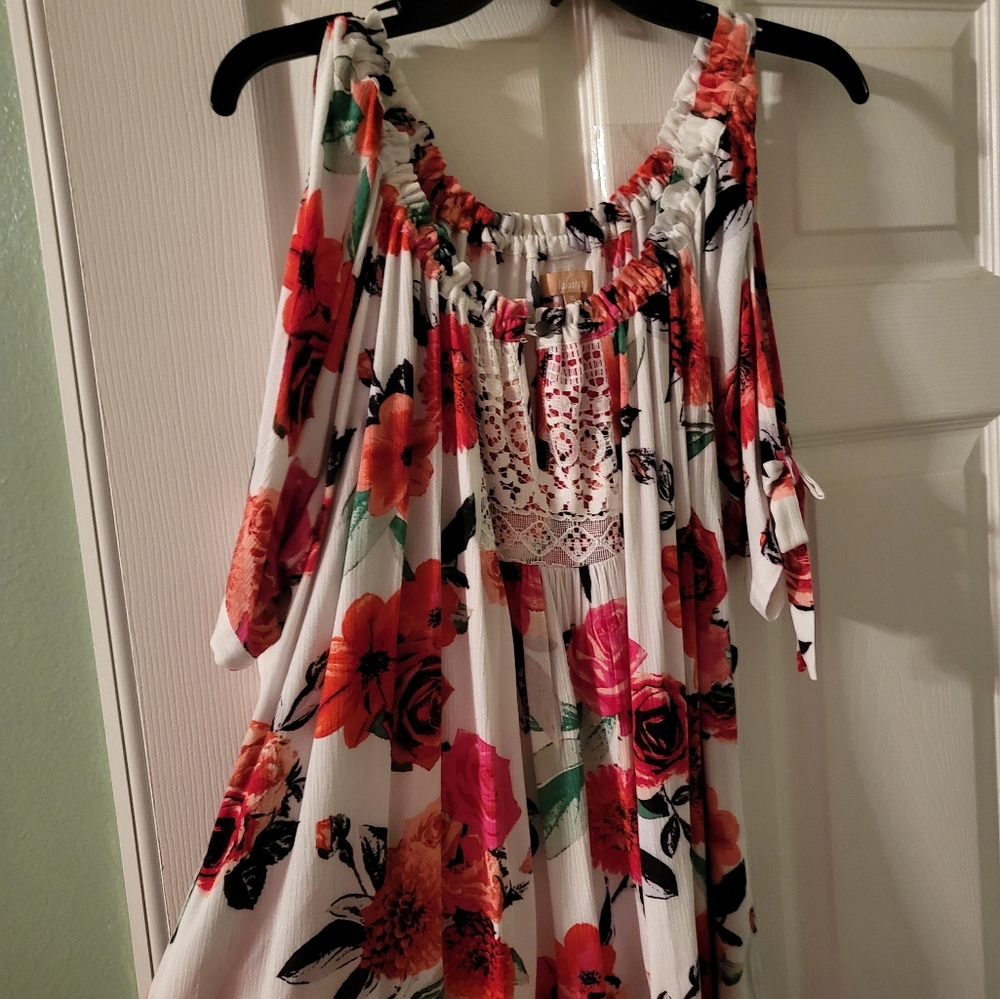 Floral Takara top